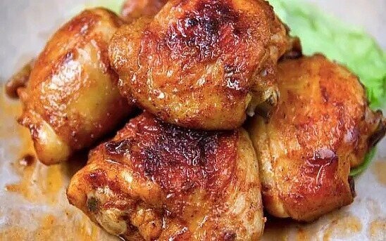 Куриные бедра, жареные со вкусом шашлыка