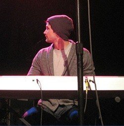 picture_377587683
