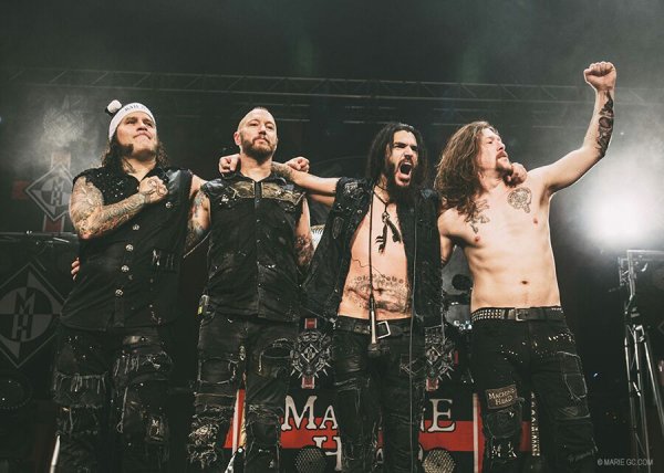 MACHINE HEAD
