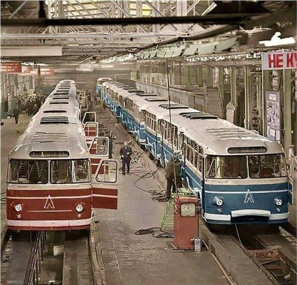 Производство автобусов ЛАЗ-695М на Львовском автобусном заво