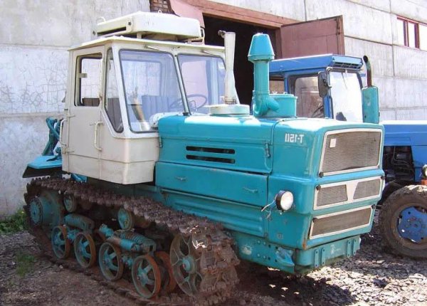 ХТЗ Т-150 гусеничный