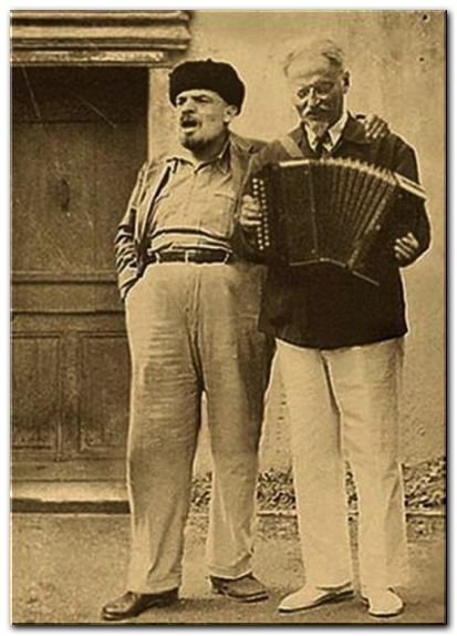 Ленин и Троцкий