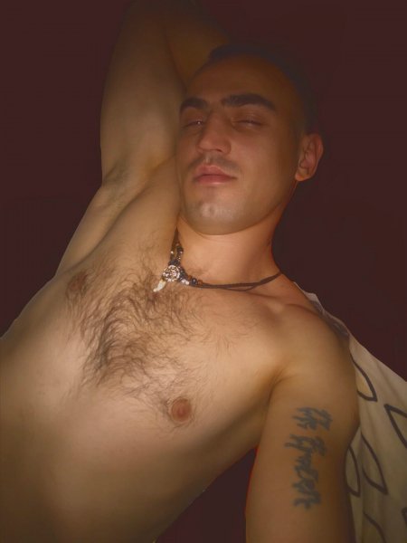 CD37A52D-634E-41A0-A344-027D616493E5