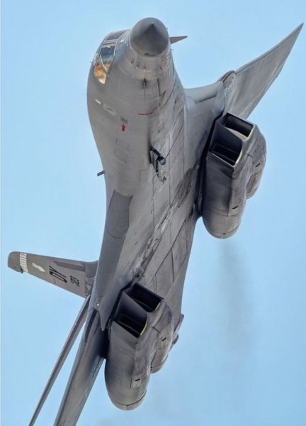 B-1B