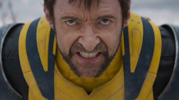 Deadpool-wolverine-logan-4k-wallpaper