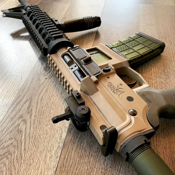 Самозарядная винтовка Aero Precision M4E1 Thunder Ranch