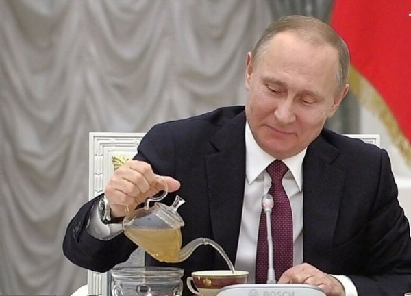 Россия ввела запрет на молочную продукцию из Армении