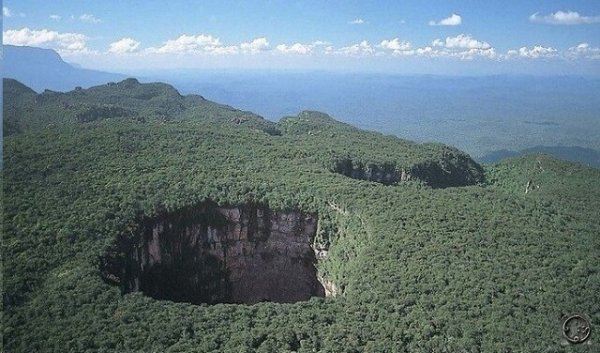 I - 2025-10-25T092934.033