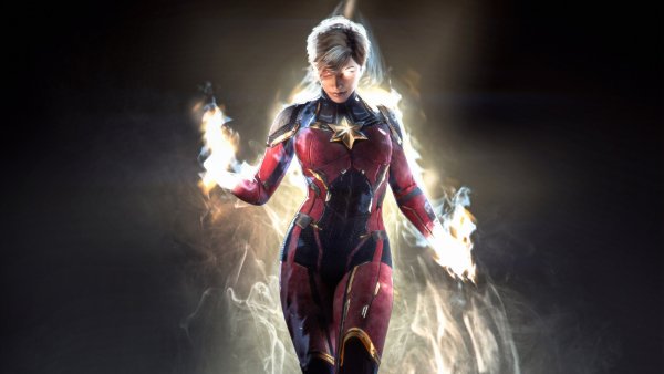 Captain-marvel-comics 4K-4.2198