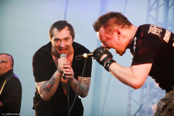 0 5aafb 8e208d74 orig