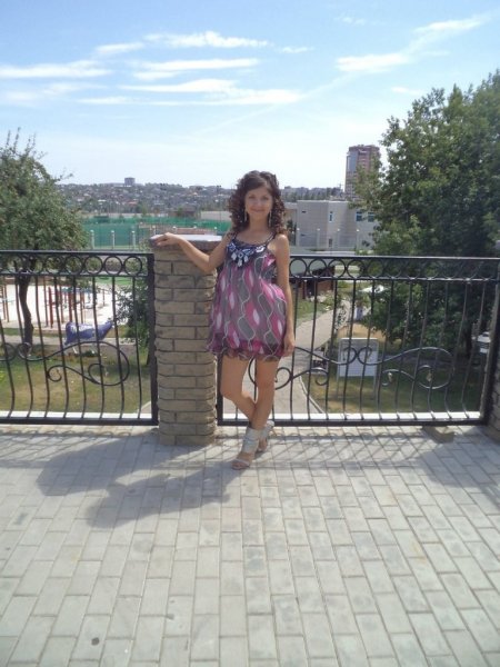 picture_381476803