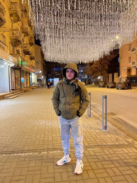 E5041A6A-A021-4F8F-BC86-94FAD8241C76