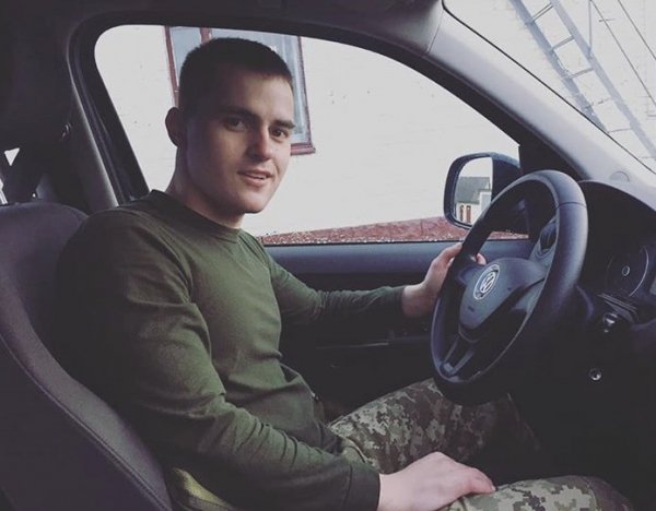 B83D0-6D73-40A1-B6AA-D0FF67D34809