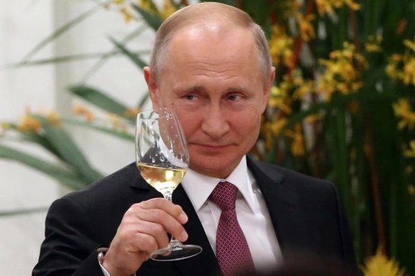 С днём рождения, наш Верховный Главнокомандующий!