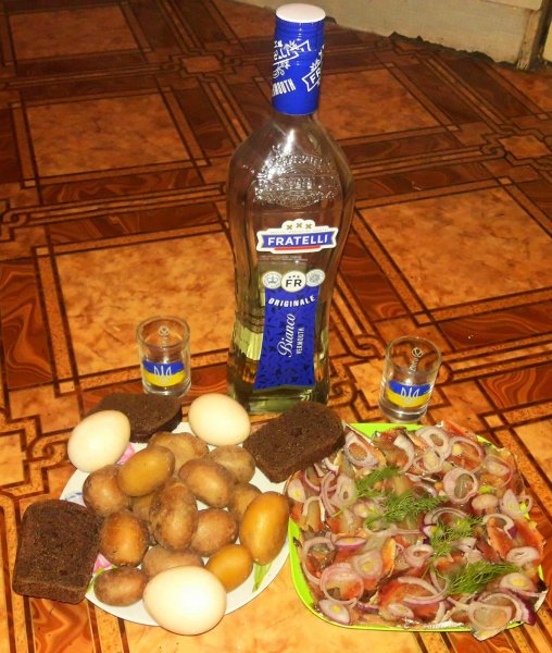 S PRAZDNIKOM MUZhChINY-vps404.strip2.co