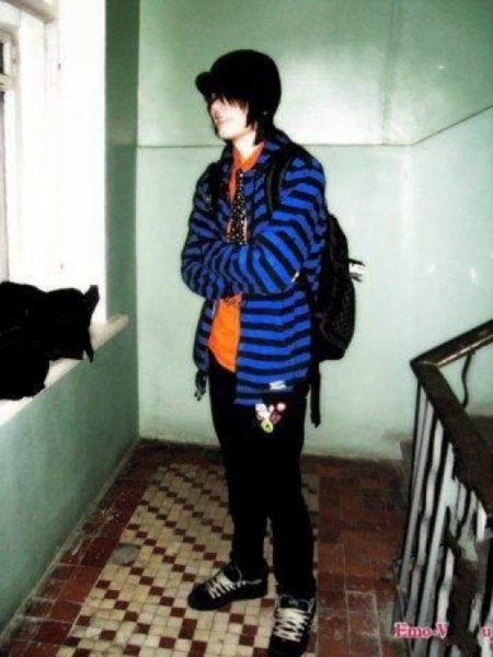 emo-parni 22769 s 2