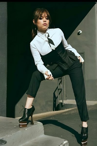 Jenna Ortega 090024648