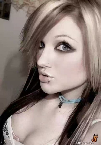 cute emo girls 04