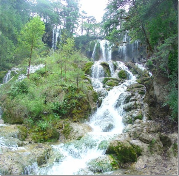 Panda Falls Jiuzhaigou valley 1