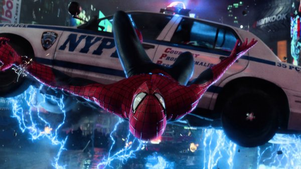 Amazing-spider-man-2-cop-car-4k 67@5@l