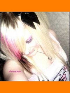 emo