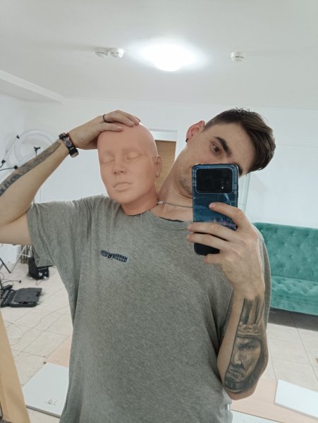 picture_359215375