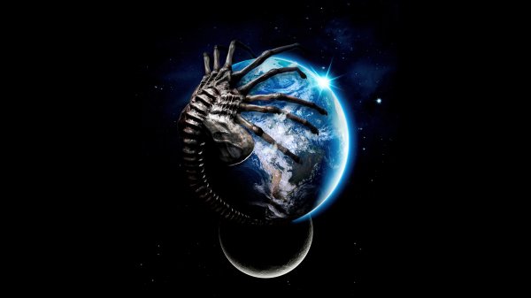Alien-earth-facehugger-4k 69@5@e