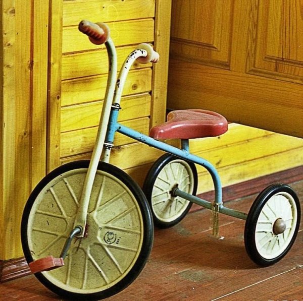 Детский трёхколёсный велосипед