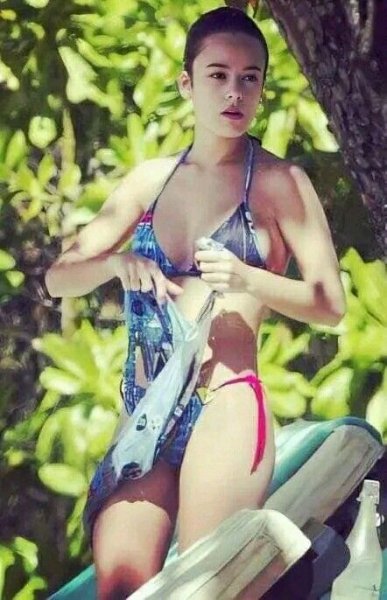 Alizée Sexy
