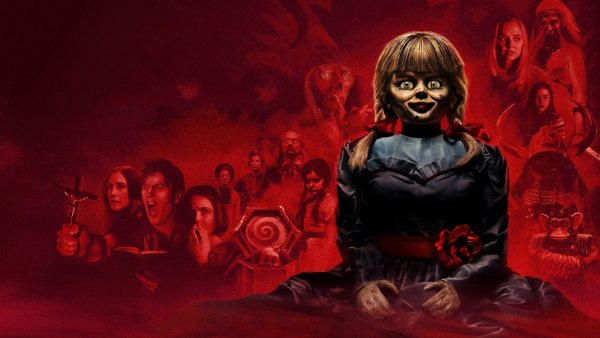 Annabelle-comes-home-doll 8K-2