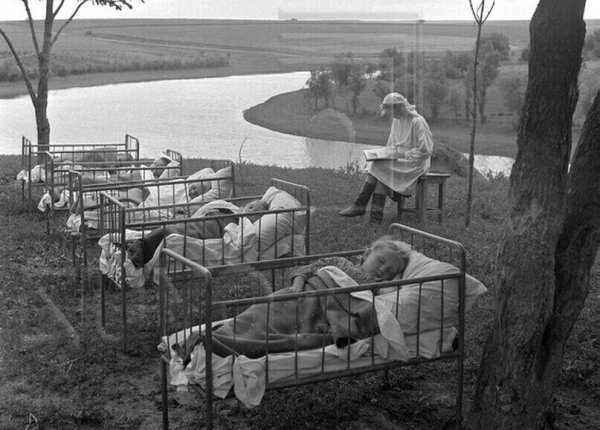 Тихий час на свежем воздухе, ясли-сад, наши50-60-е