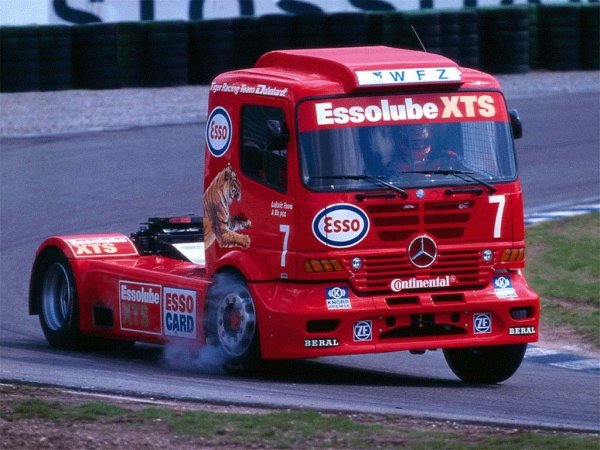 truck racing[1]