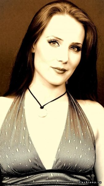 Симона Симонс