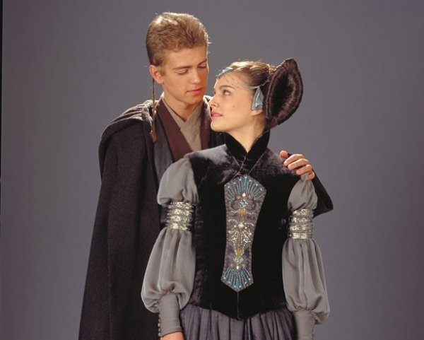 Anakin-Padm-3-anakin-and-padme-8875331-6