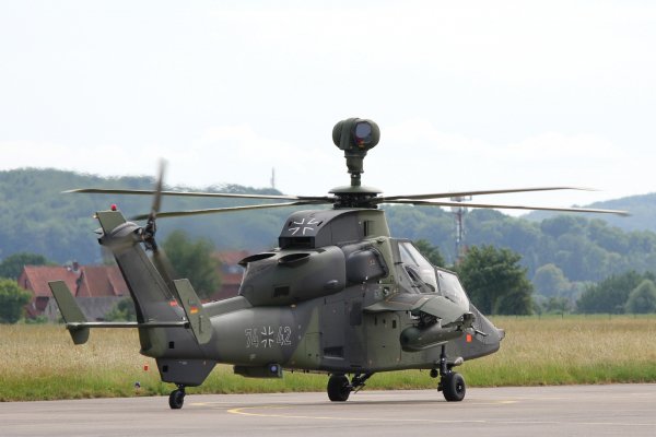 tiger-uht-eurocopter-tiger-airbus-military-udarnyi-vertoliot
