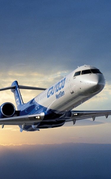 samolet bombardier crj 700 series 105477 800x1280