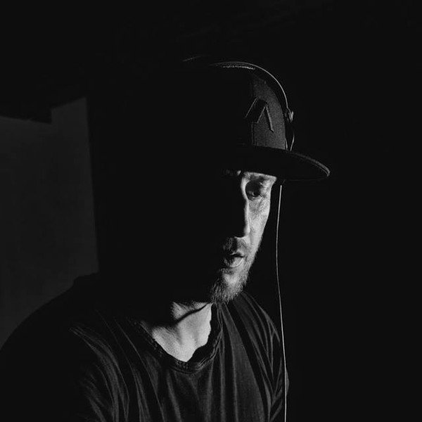 Niereich - Kill The Fkn Bassline (Original Mix)