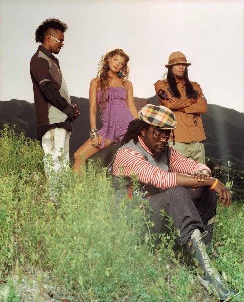 The Black Eyed Peas - The Time Dirty Bit Radio Edit